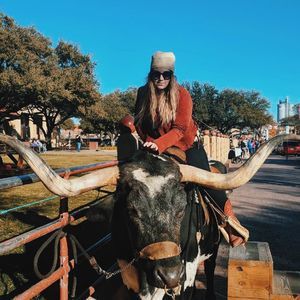 Meet your Posher, Hannah